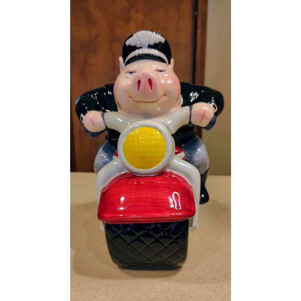 Vintage 1999 Clay Art Road Hog Cookie Jar Biker Pig on Motorcycle New in Box